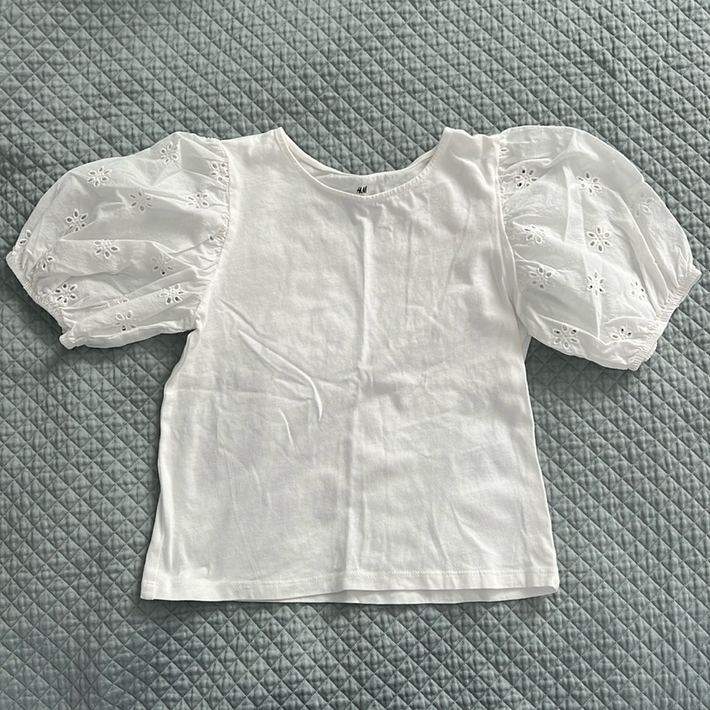 H&M Eyeley Sleeve T-Shirt
